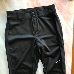 Nike dri-fit black capri women's pants